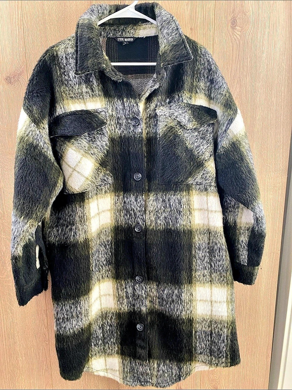 Steve Madden Chloe Plaid Shacket Black & Green Large